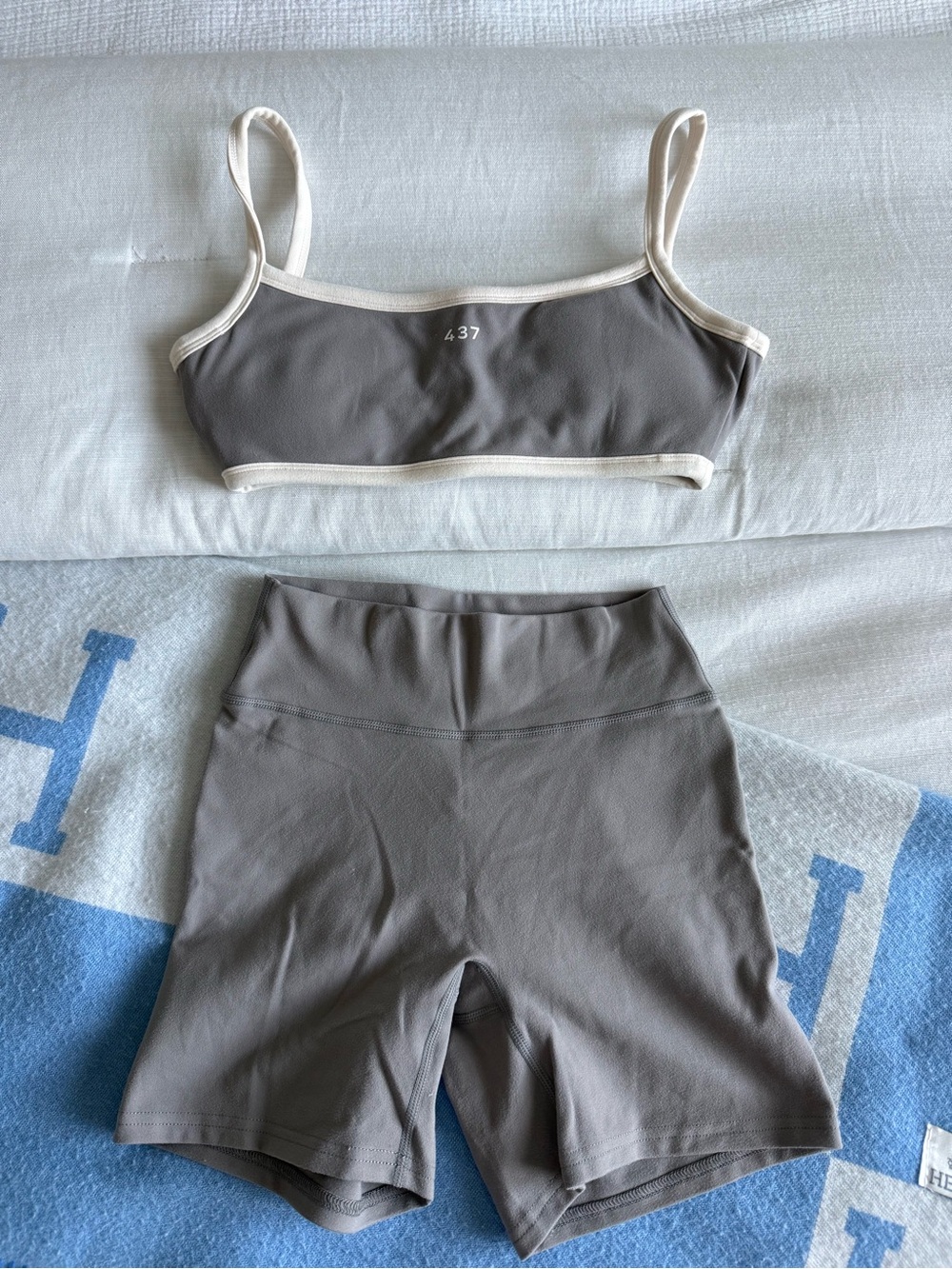 437 Workout Set